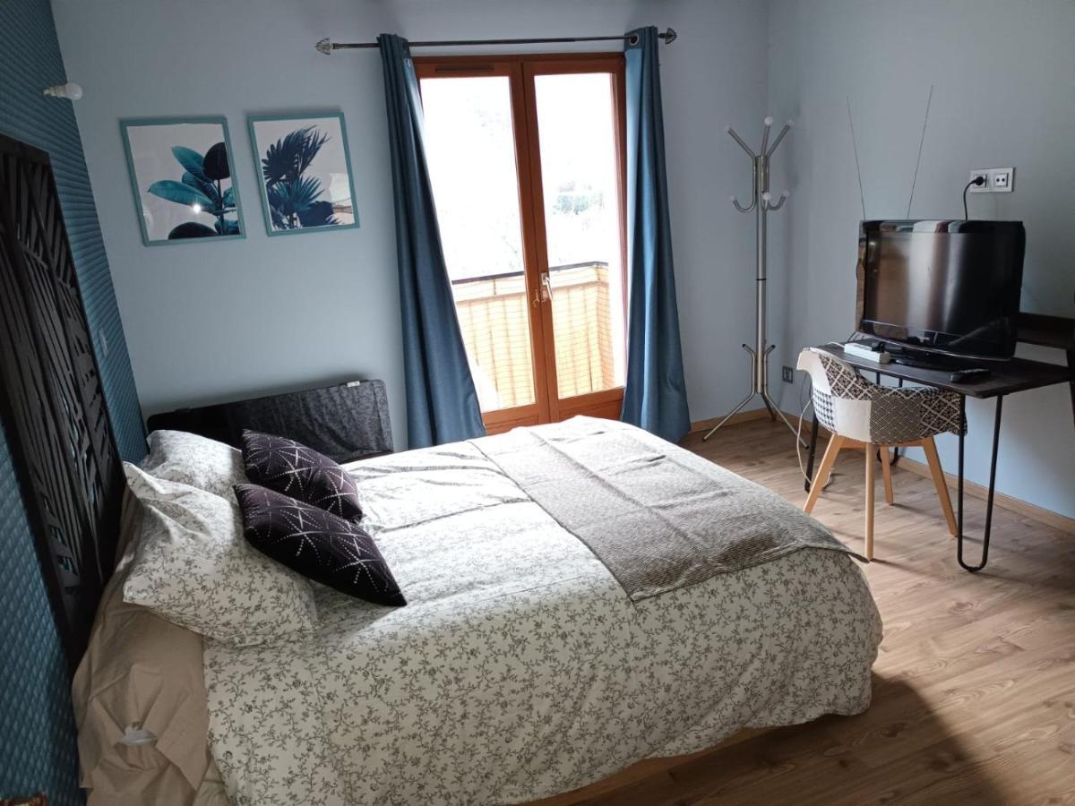 Apartmán Au Pied Des Montagnes. Saint-Jean-de-Maurienne Exteriér fotografie